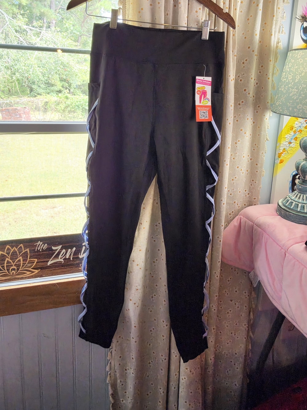 NWT POP Fit XL Black Lavender Criss Cross Mesh Leggings High Rise Pockets